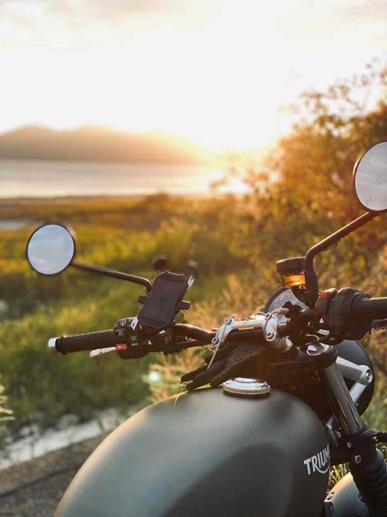 旅を共にしたバイク